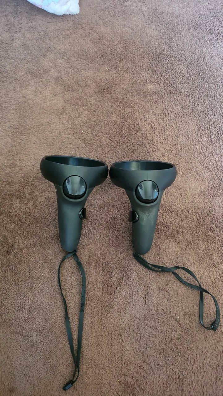 Par de Controle Oculus Rift S - Foto 4