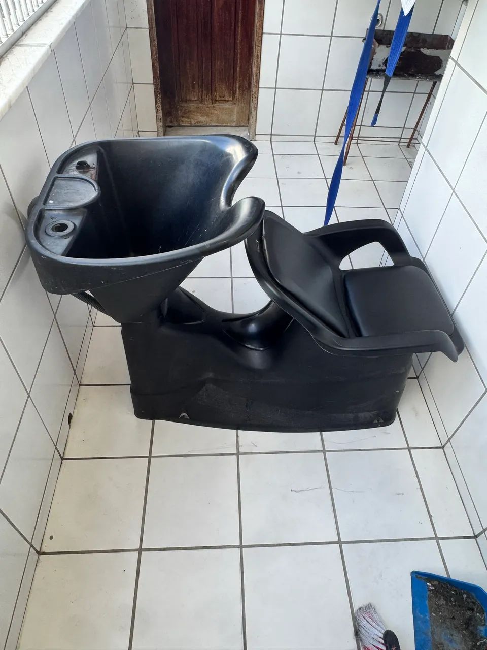 Lavatório de plástico  - Foto 2