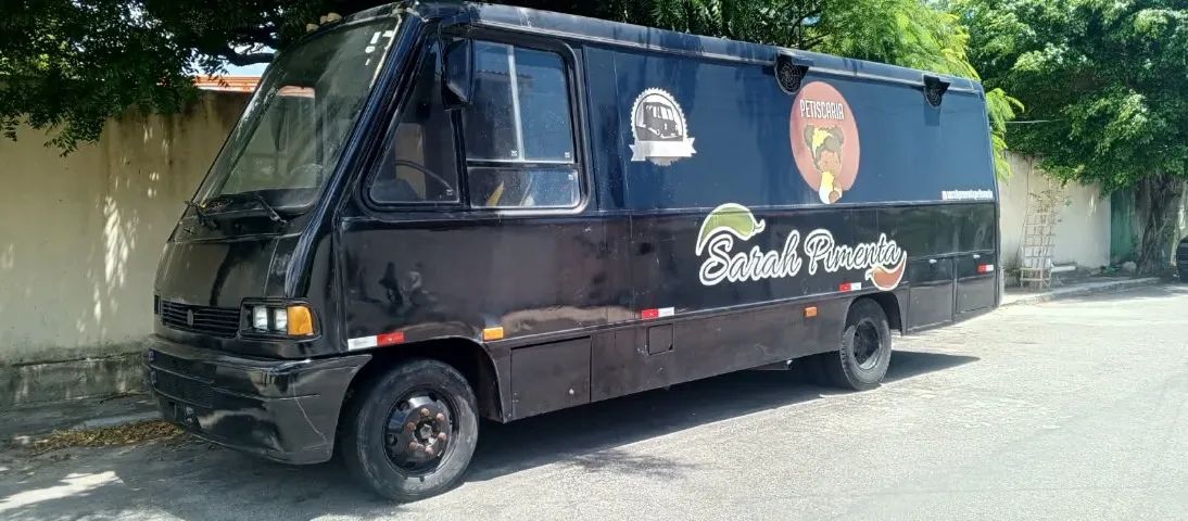 FOOD TRUCK