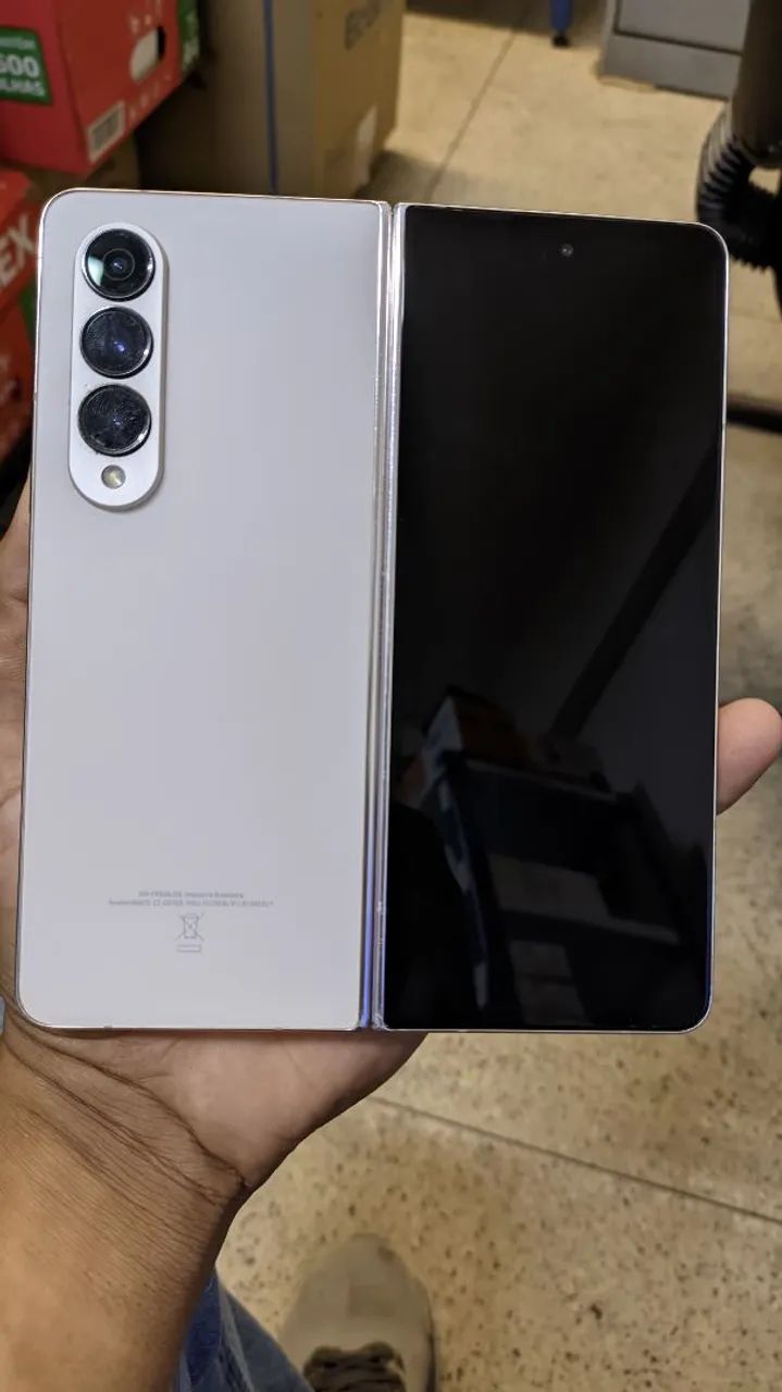 Samsung Galaxy Z Fold 4 - Foto 3