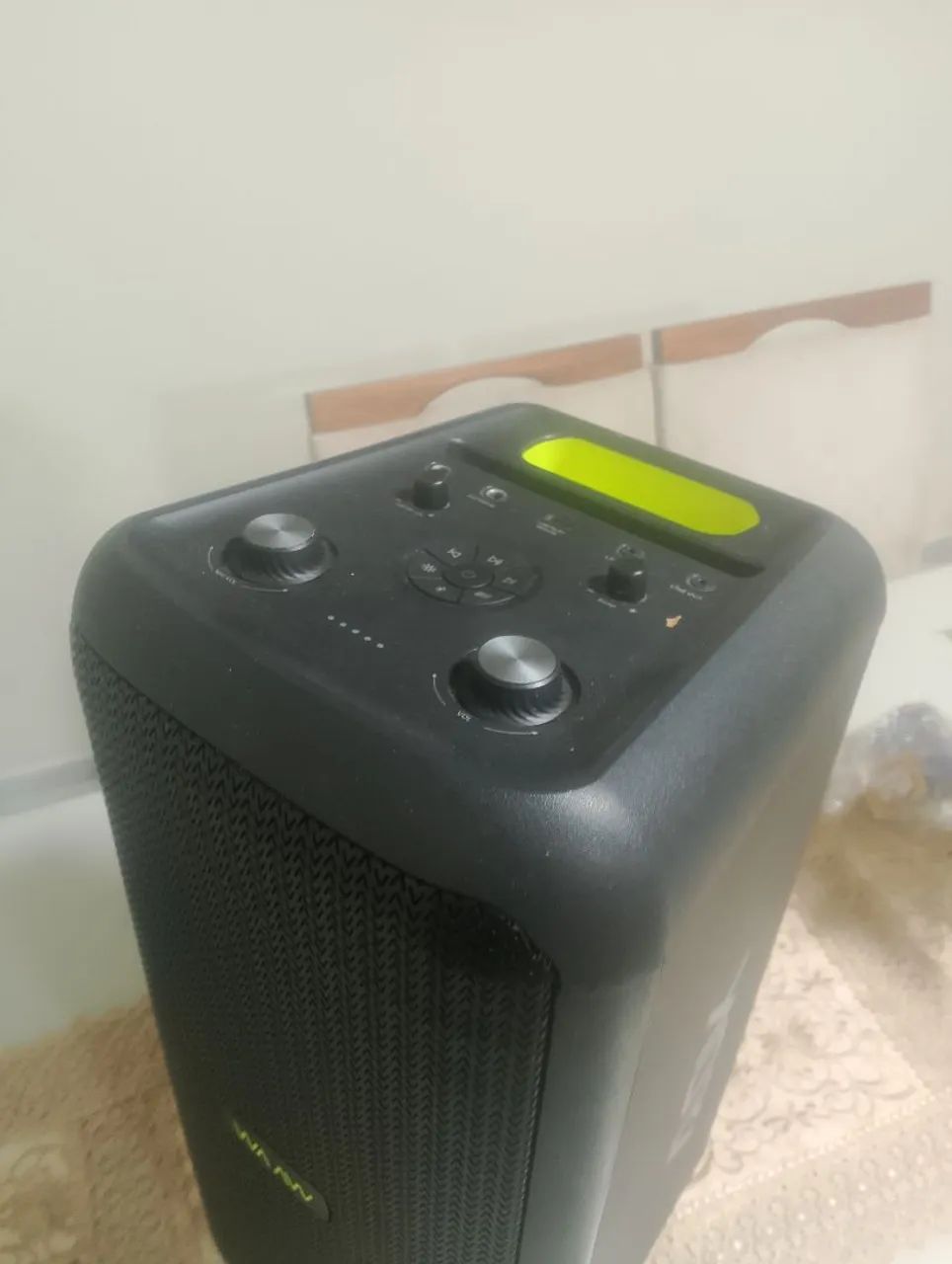 Vendo uma ótima caixa de som