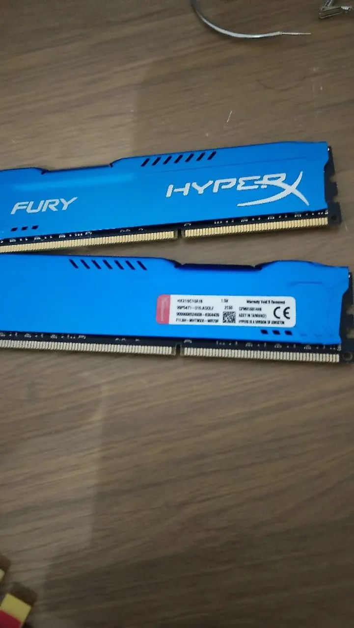 2 pentes de 8gb ram ddr4 1600mhz
