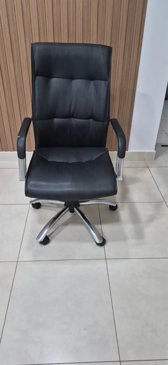 Cadeira de escritorio - Foto 2