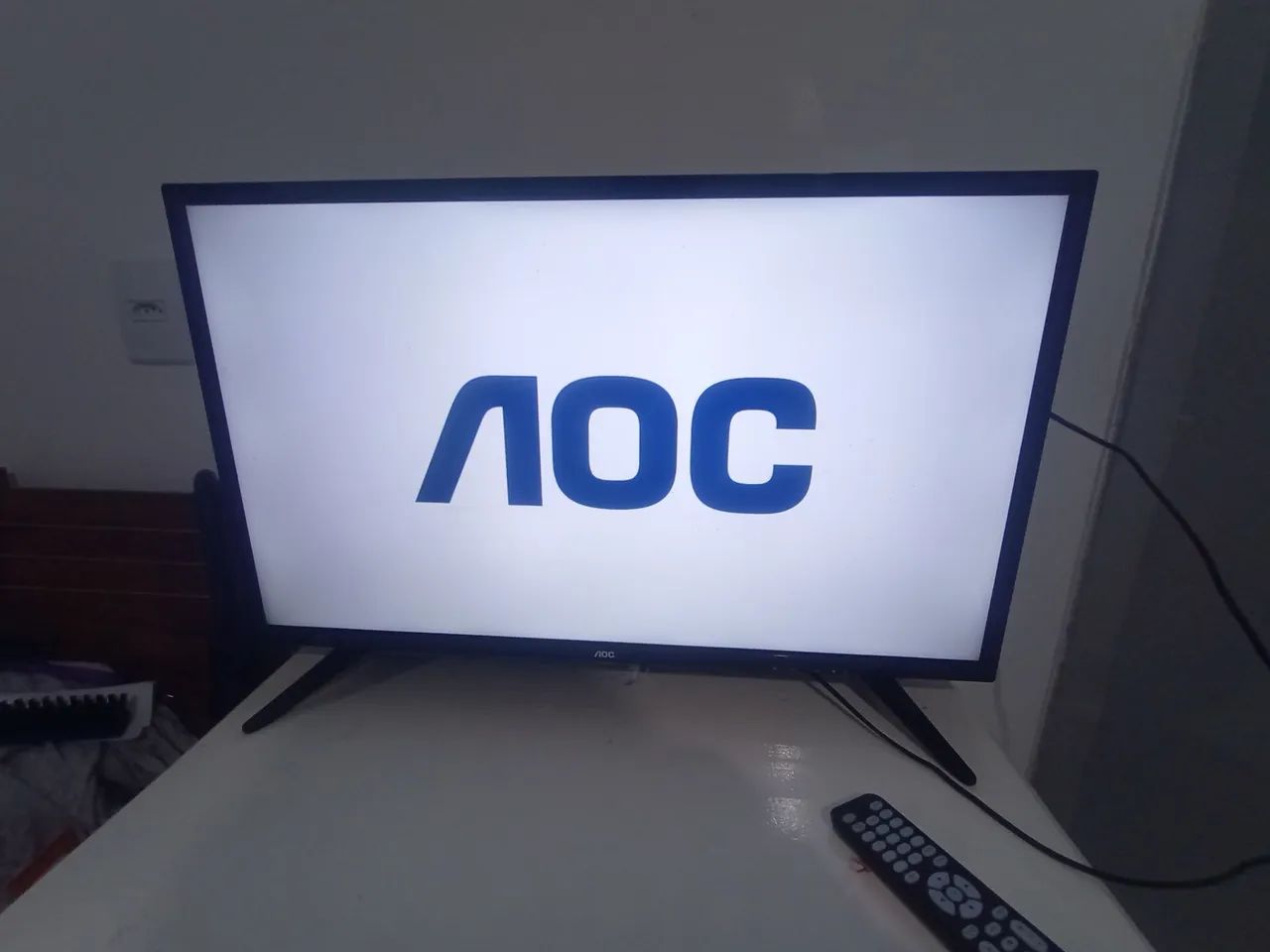 Vende-se tv com defeito de configuração