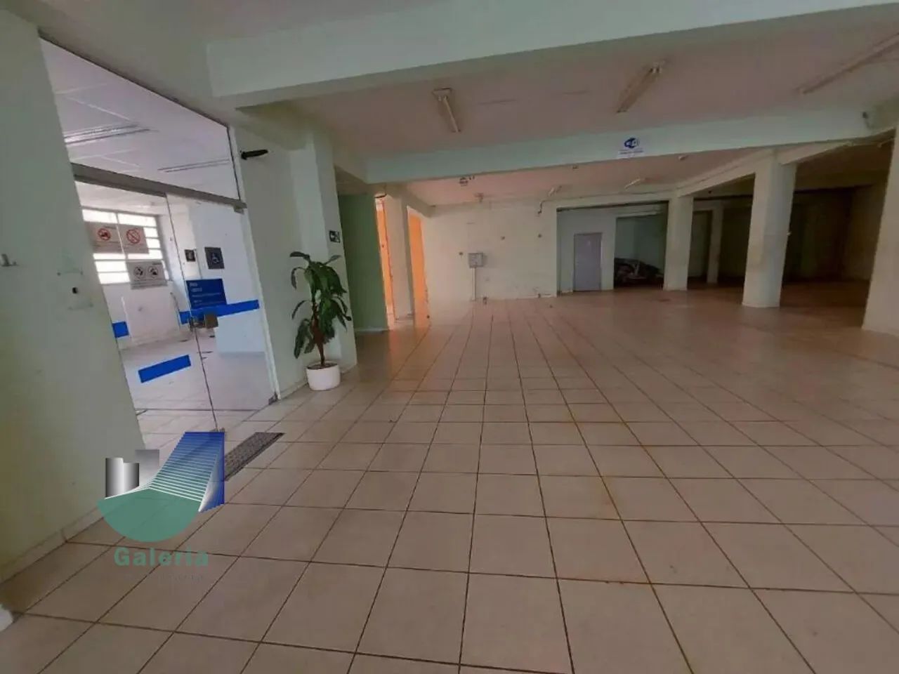 Prédio Comercial com 28 salas para alugar, 2500m² - Centro - Foto 2