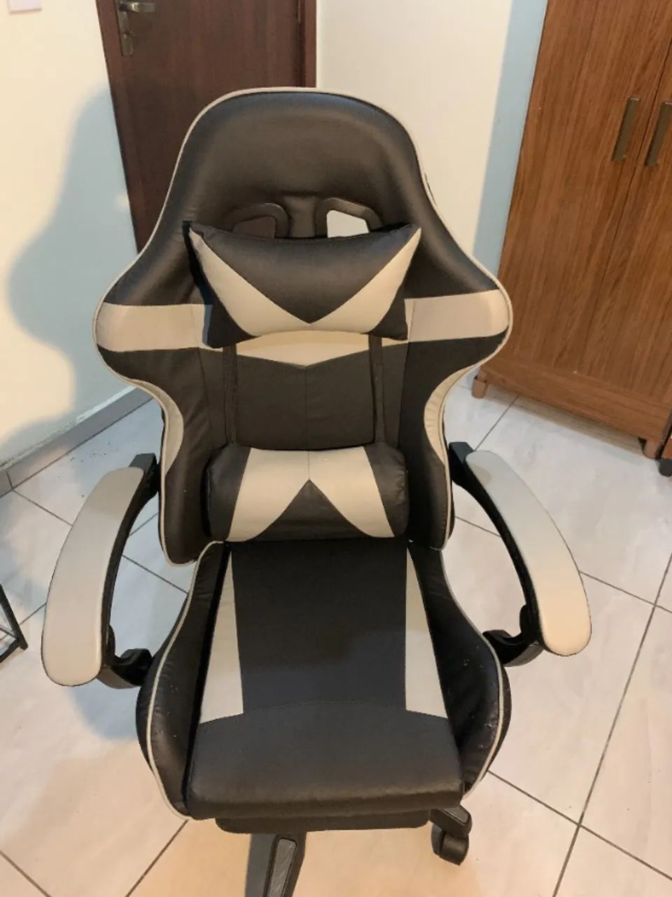 VENDO CADEIRA GAMER - Foto 2