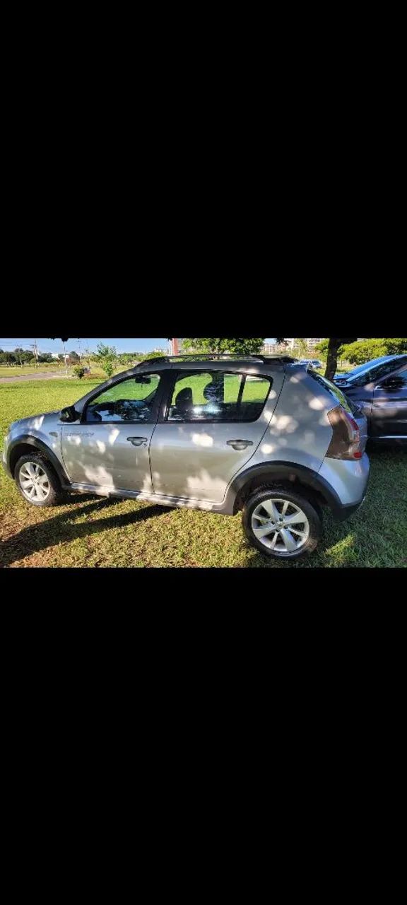 Renault Sandero SANDERO STEPWAY Hi-F. R. CURL 1.6 16V 5p 2012