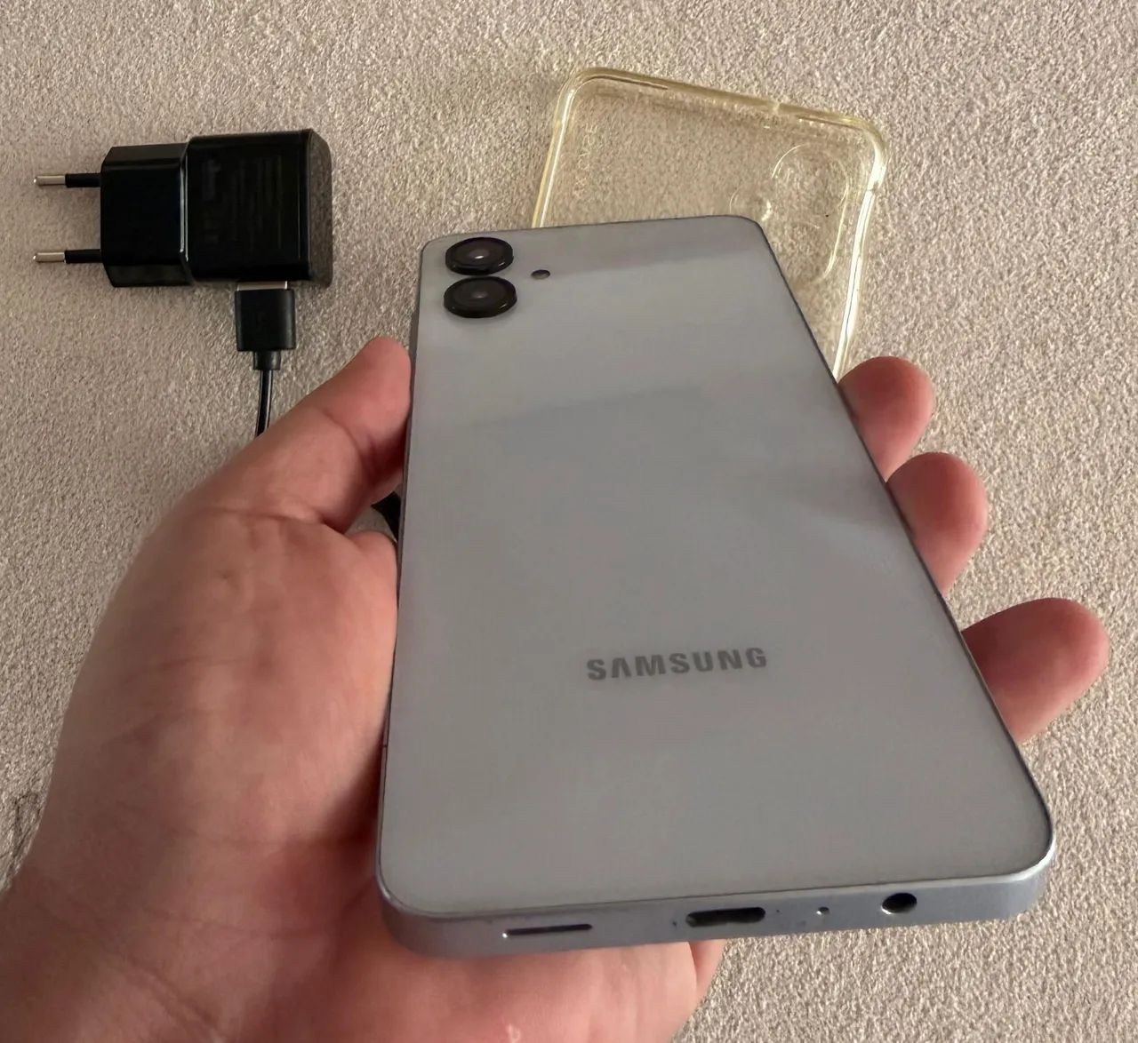 Celular Samsung A06 128gb - 600reais  parcela em até 4x sem juros - Foto 5