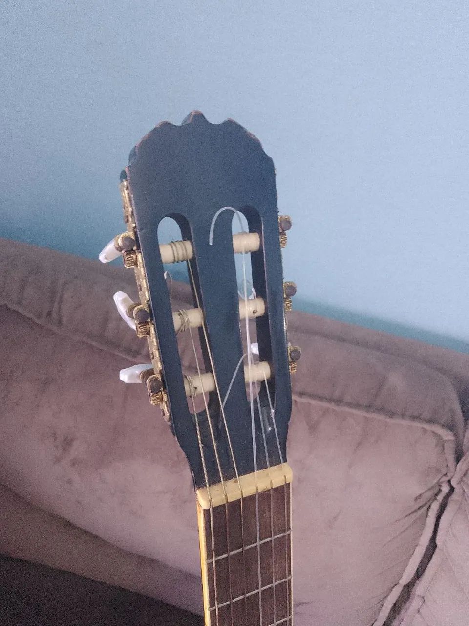 Vendo um violão elétrico da marca eagle - Foto 3