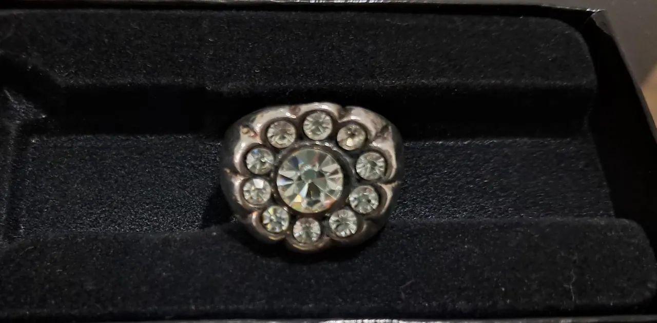 Anel de prata com zirconia - Foto 2