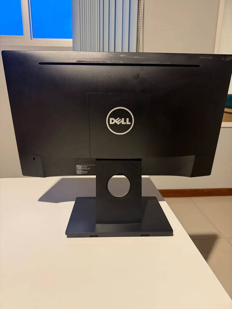 Monitor Dell Hd Vga Displayport 19 Widescreen E1916hf - Bom (Recondicionado) - Foto 2
