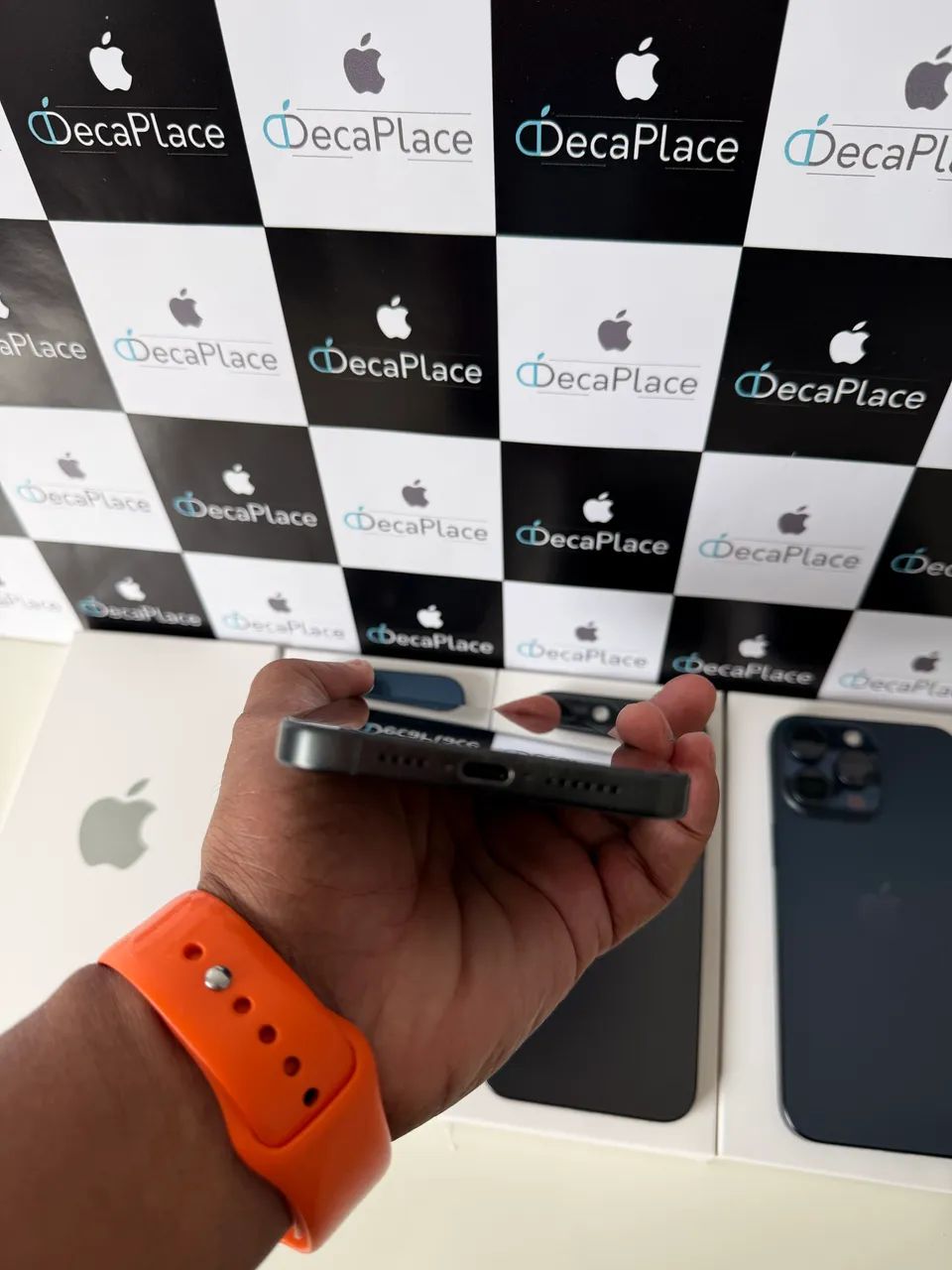 iPhone 15 pro Max 256GB - com garantia e nota.  - Foto 5