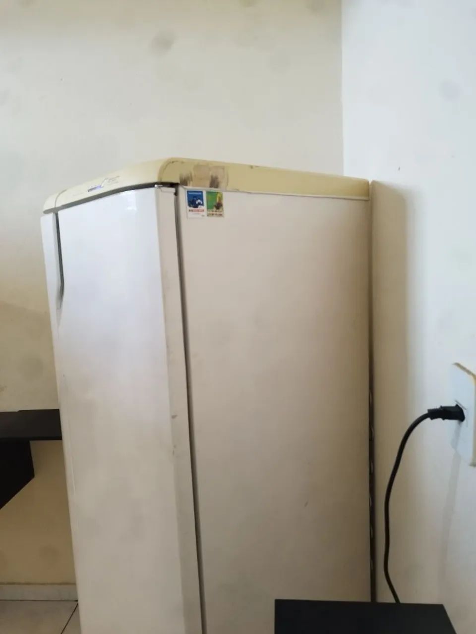 Vendo geladeira Eletrolux  - Foto 4