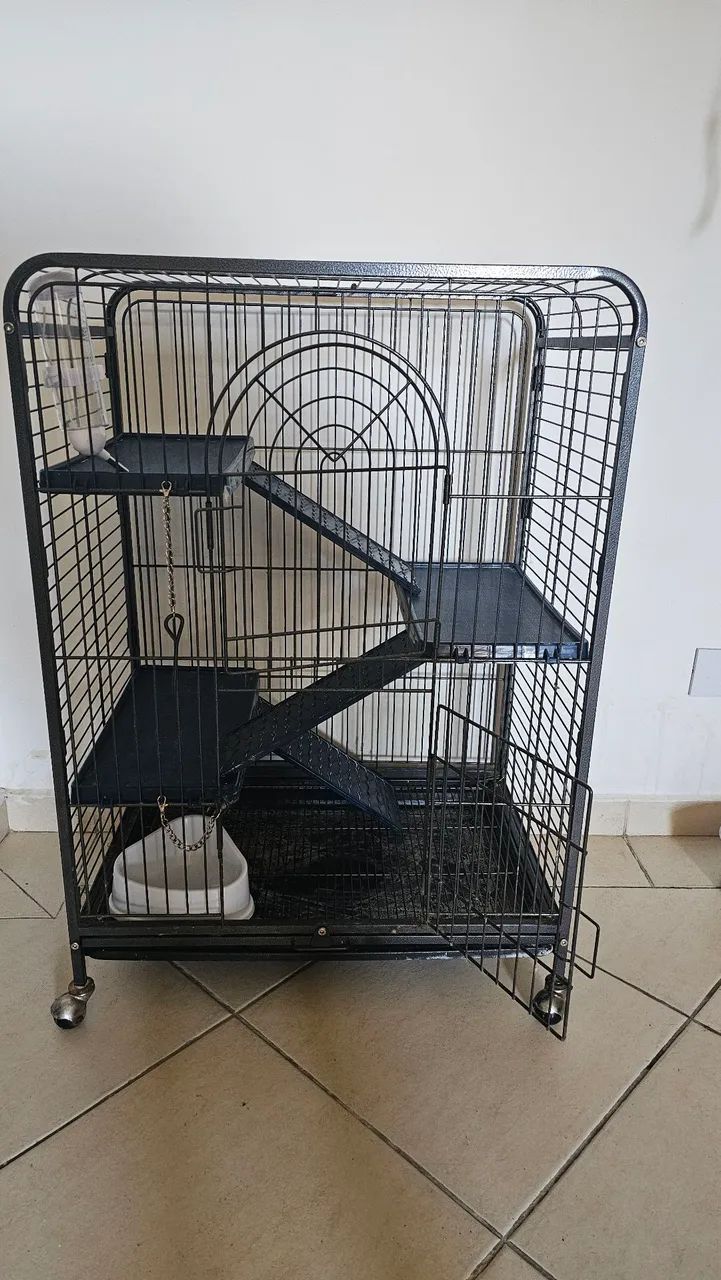 Vende Gaiola grande