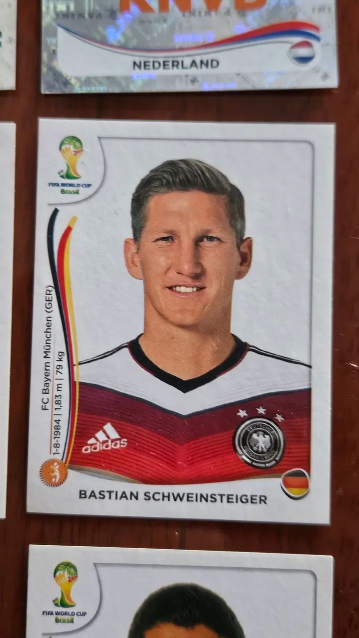 Figurinhas Panini Copa do Mundo 2014 - Foto 2