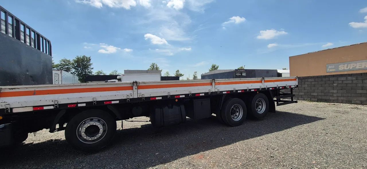 Carroceria de ferro assoalho de ferro 9.50 Bitruck 