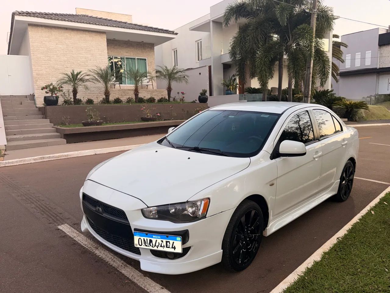 Mitsubishi Lancer 2.0 16V 160cv Aut. 2014 - Foto 2