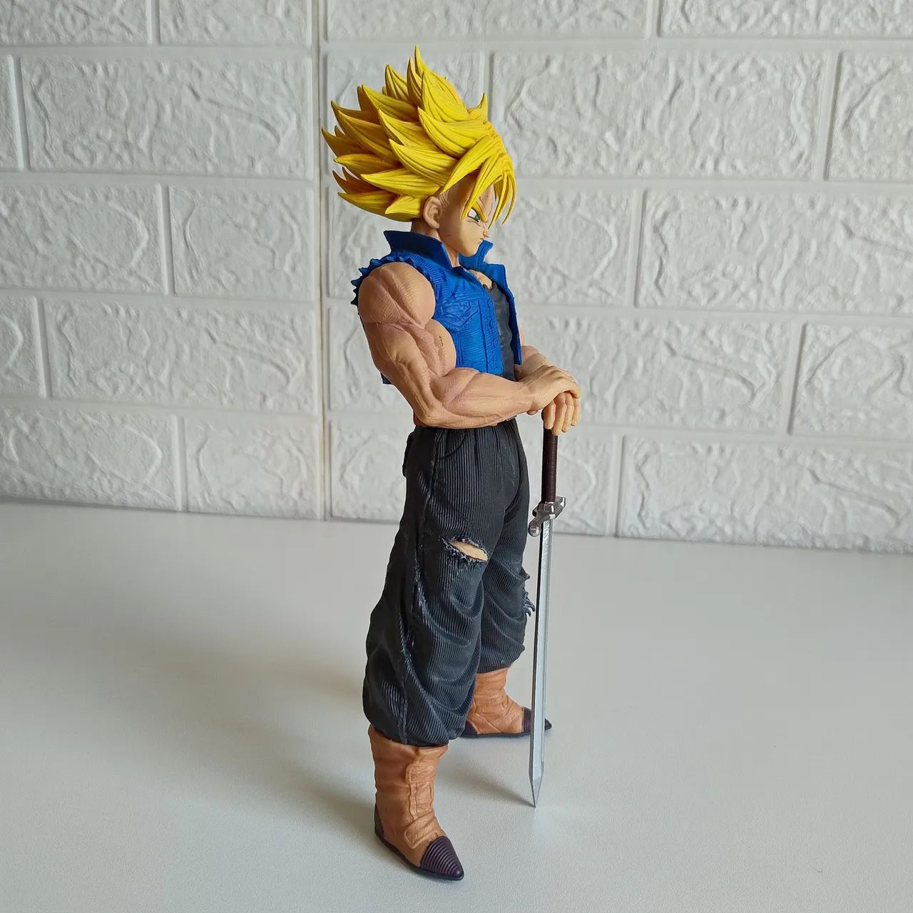 Action Figure Trunks Super Saiyajin - Entrega grátis  - Foto 4