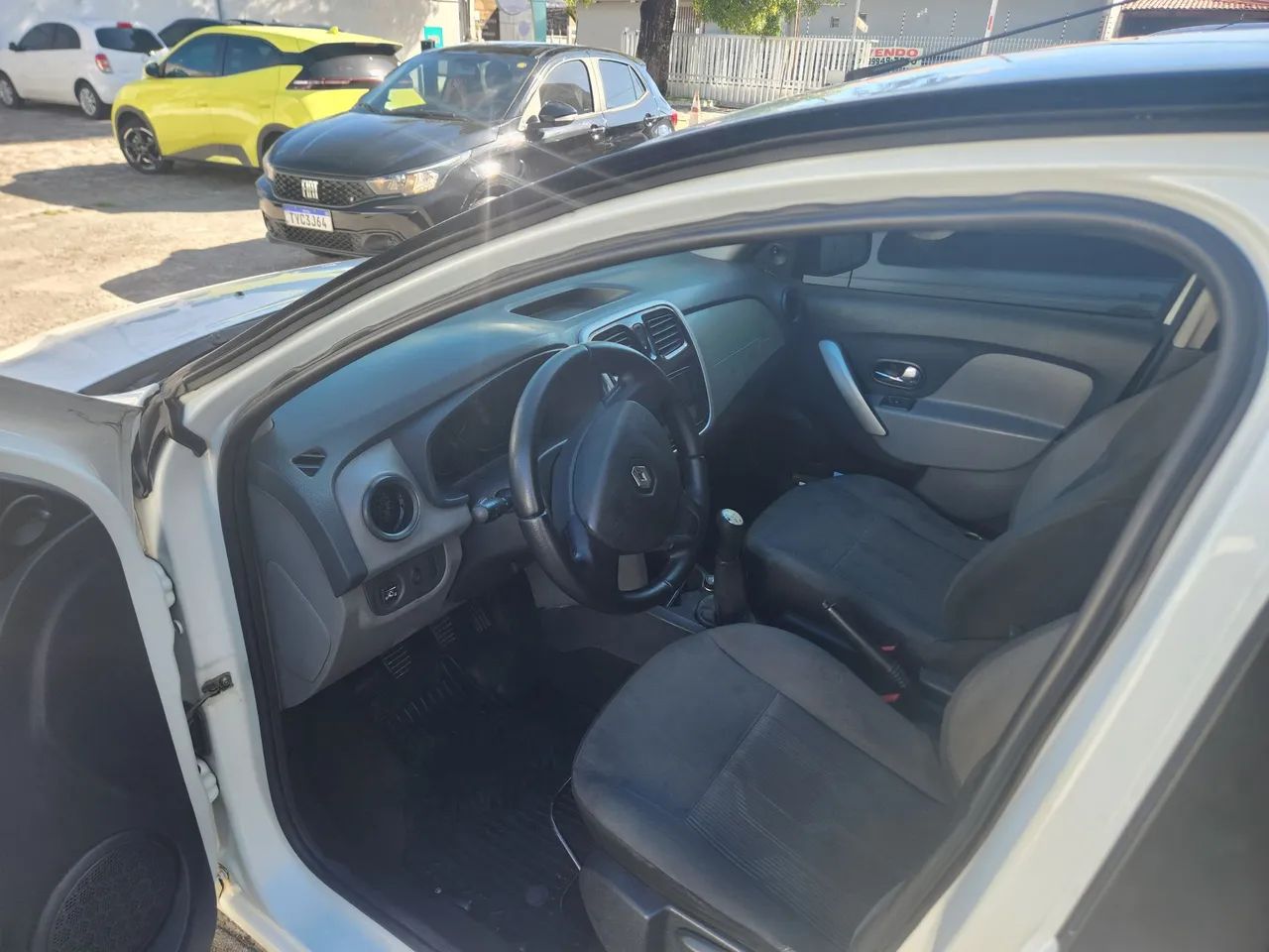 Renault Logan Expression Flex 1.0 12V 4P 2018 - Foto 4