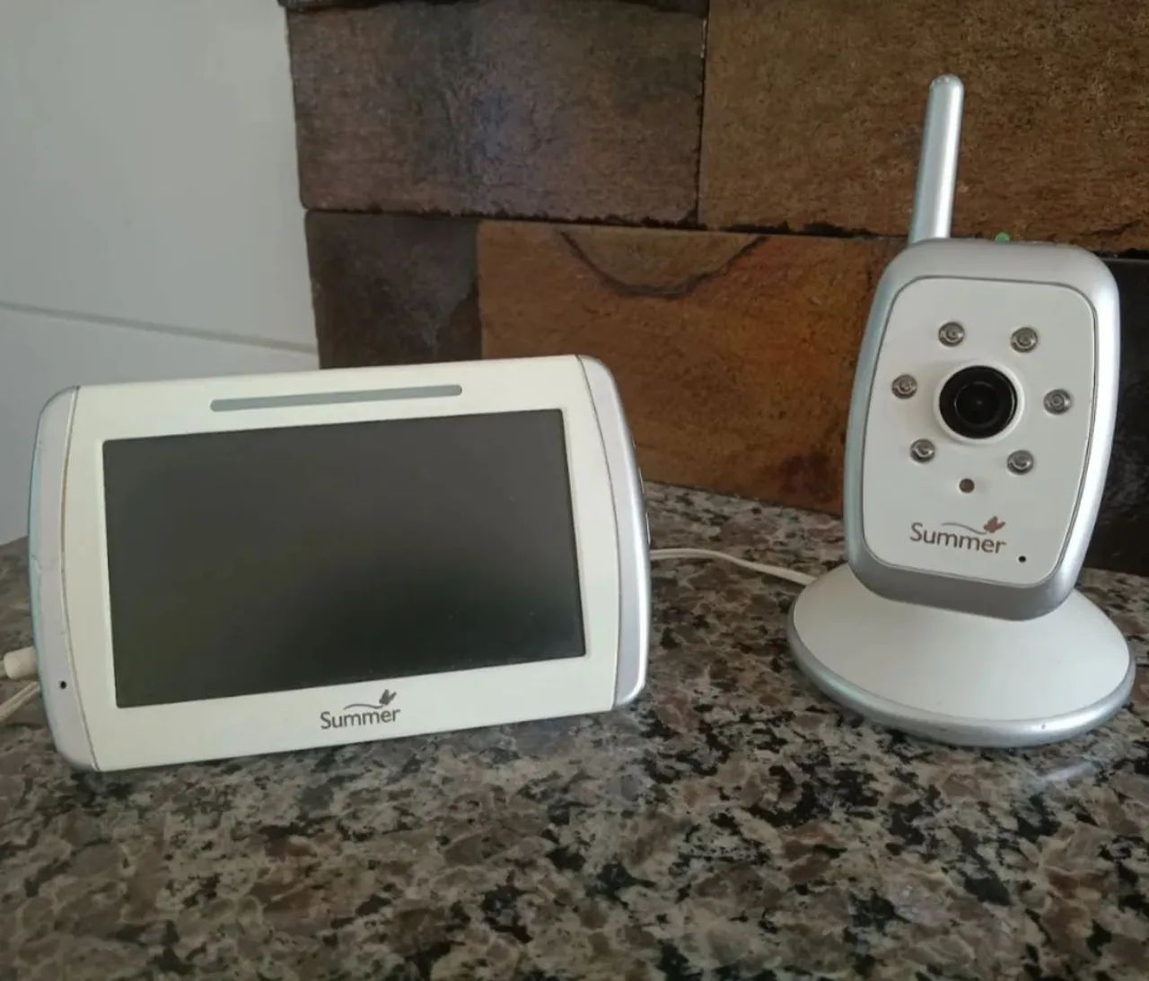 Babá eletrônica 