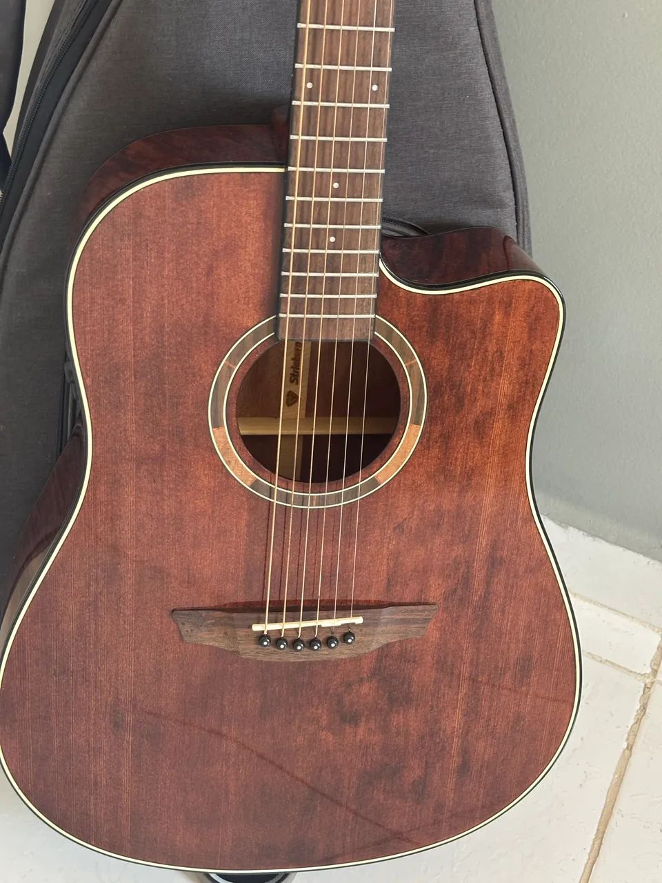 Violão Elétrico Strinberg Diamond DD1C folk + Case de proteção 