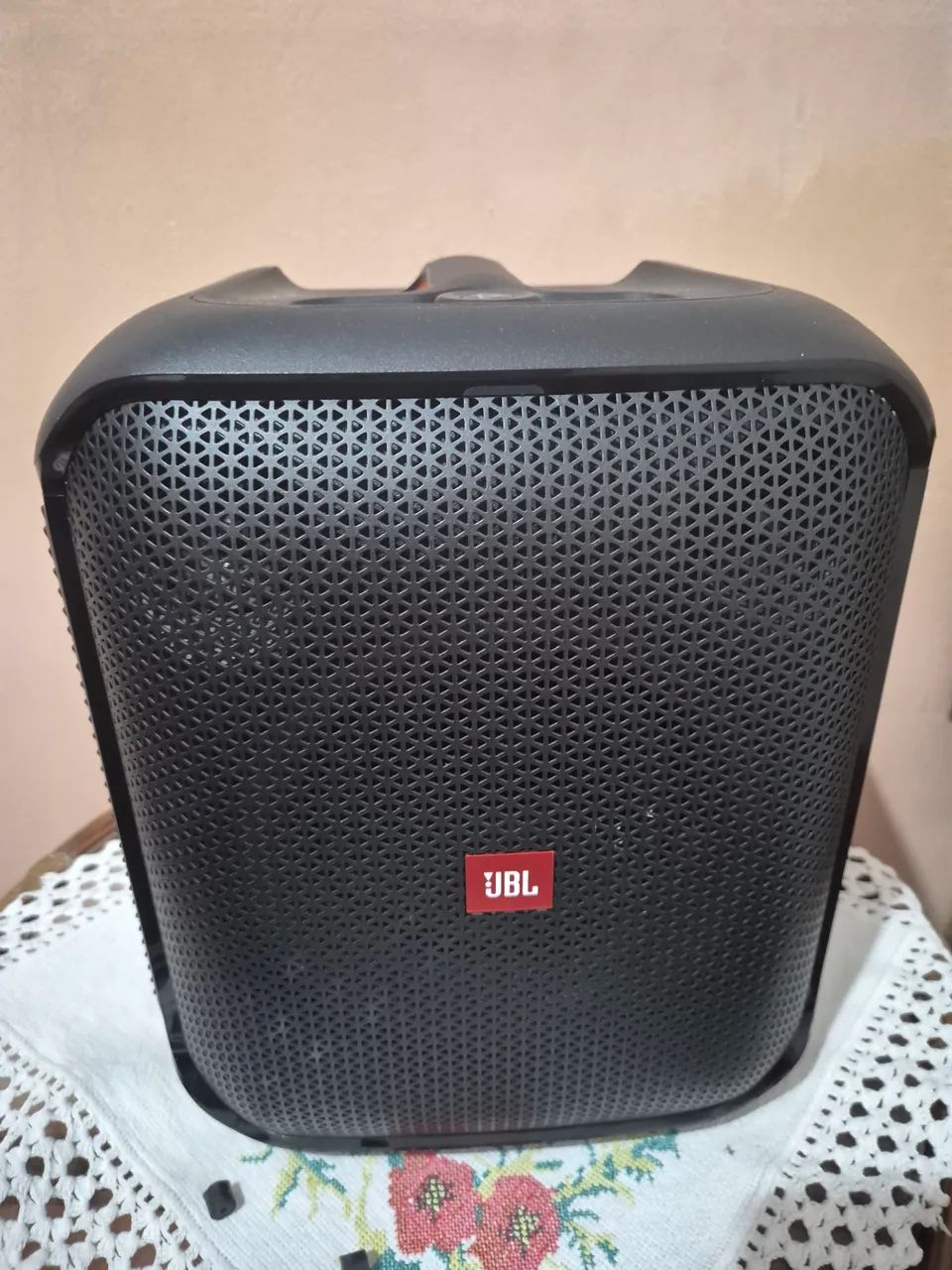 Vendo JBL encore com menos de um ano de uso - Foto 4