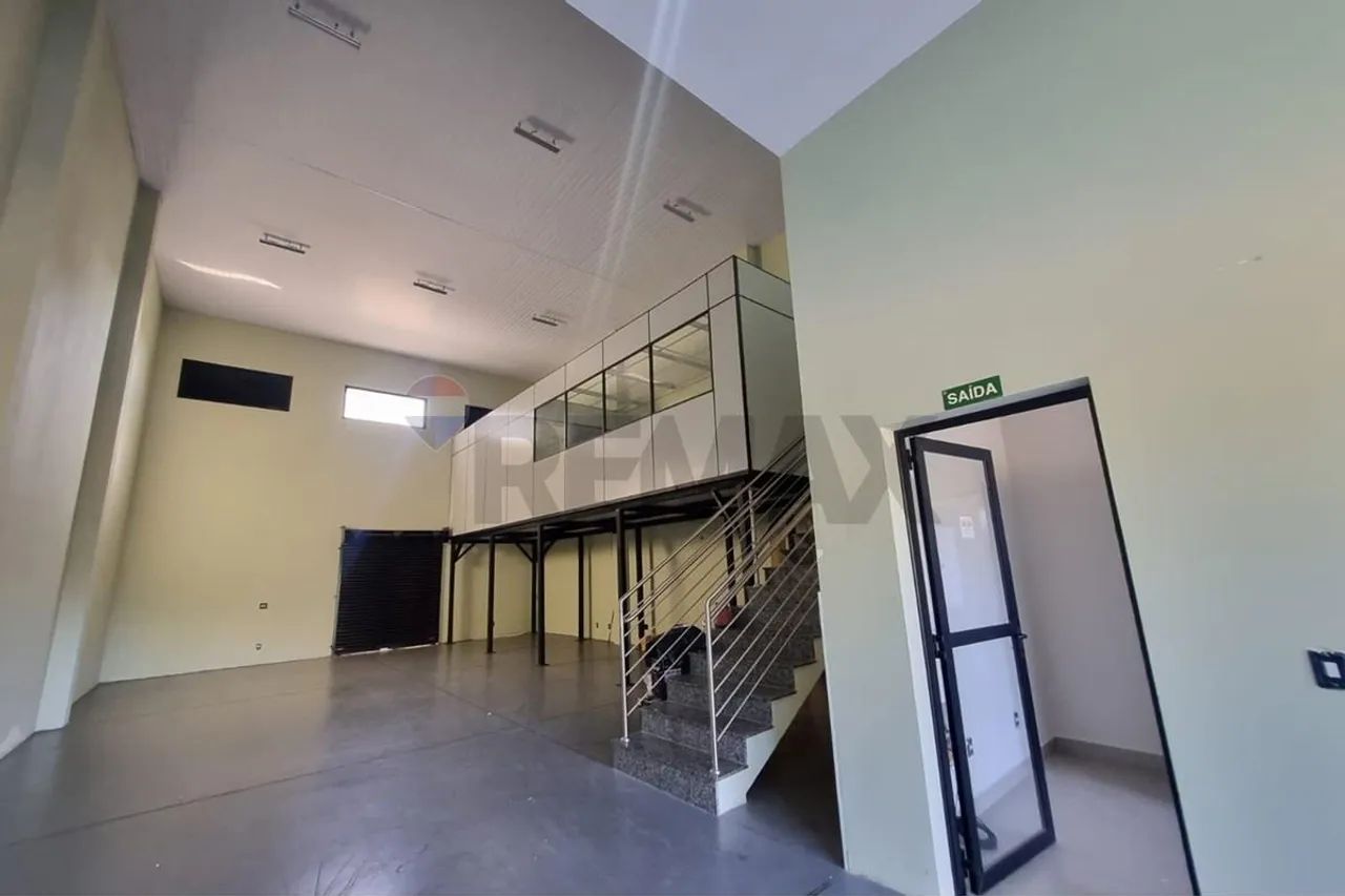 Galpão para alugar com !C 225m² em Vila Santa Claudina , Vinhedo SP - Foto 5