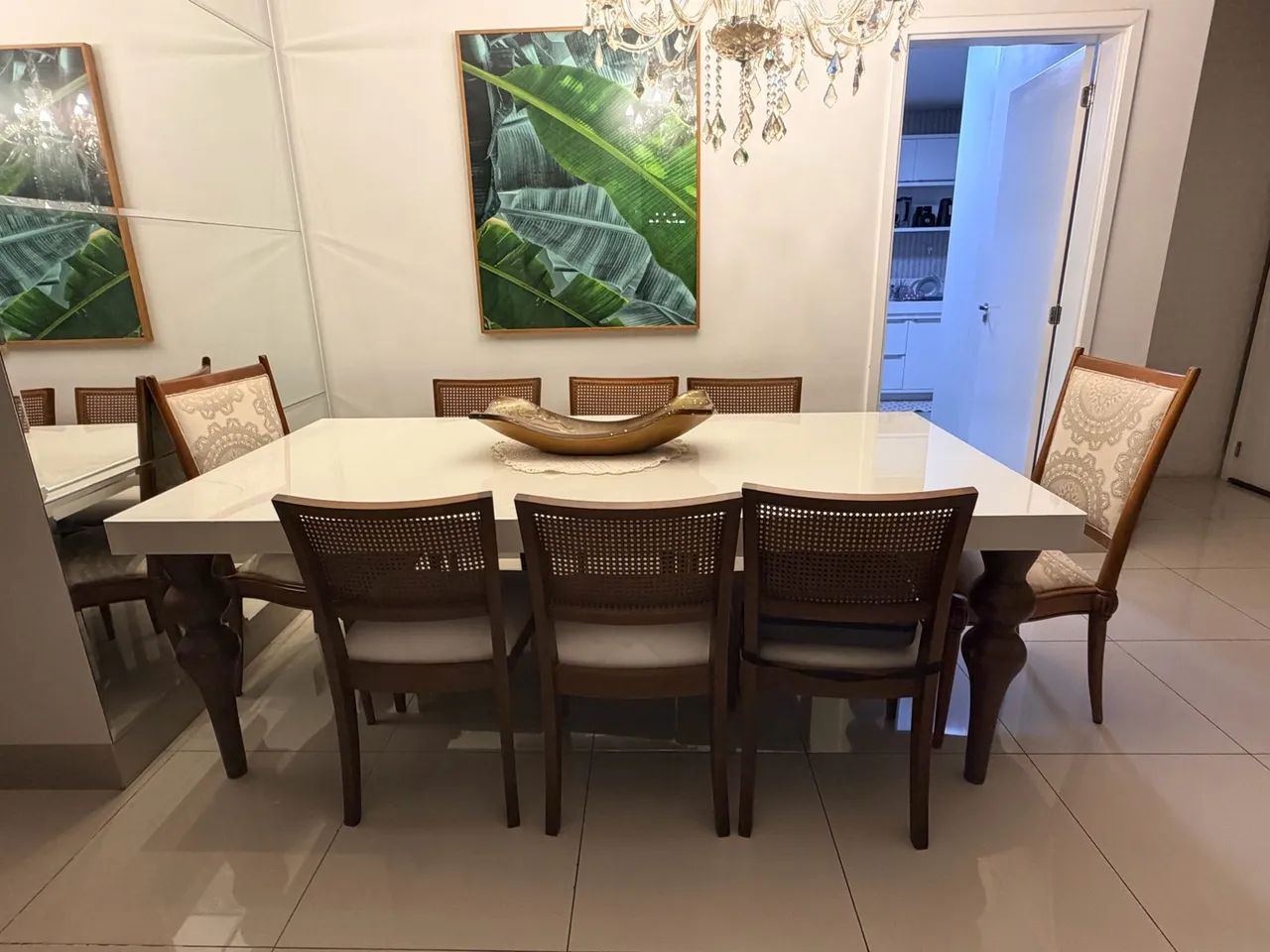 Mesa de jantar 8 lugares