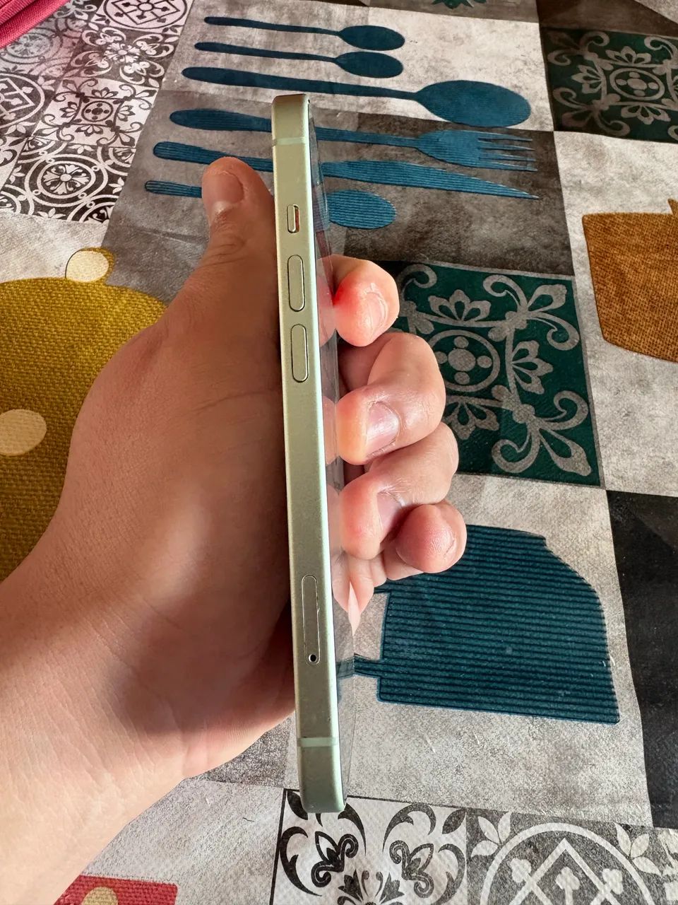 iPhone 15 256 gnt