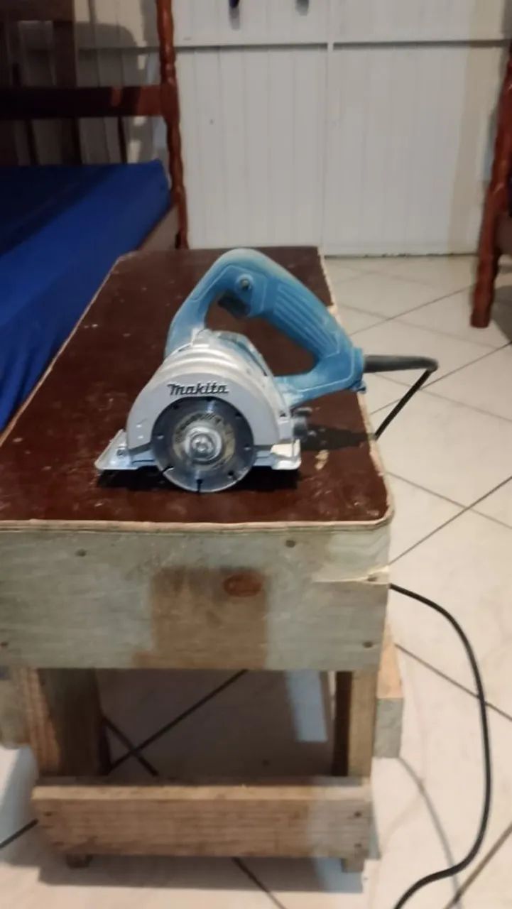 Makita semi nova 