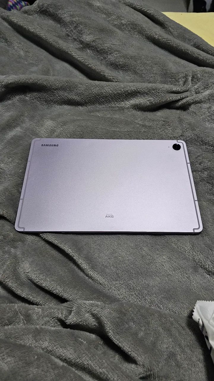 Samsung TAB S9 FE usado - Foto 2