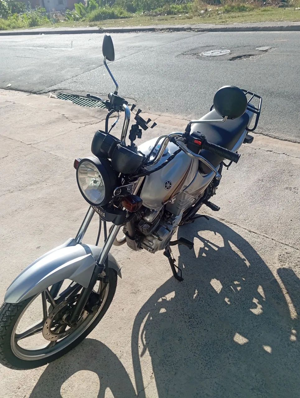YBR 125 