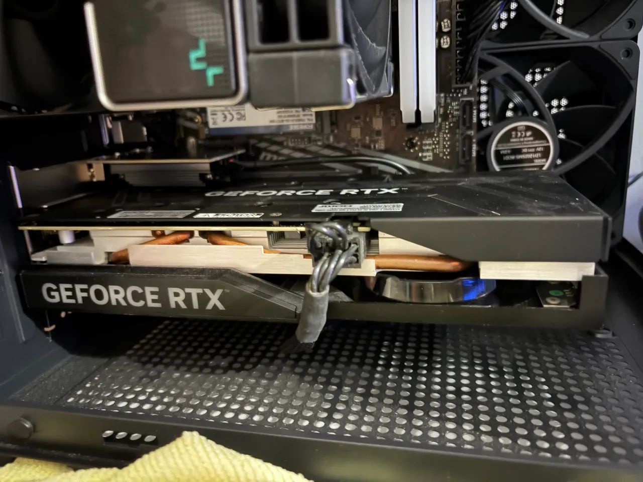 Rtx 4060 8GB galax  - Foto 2