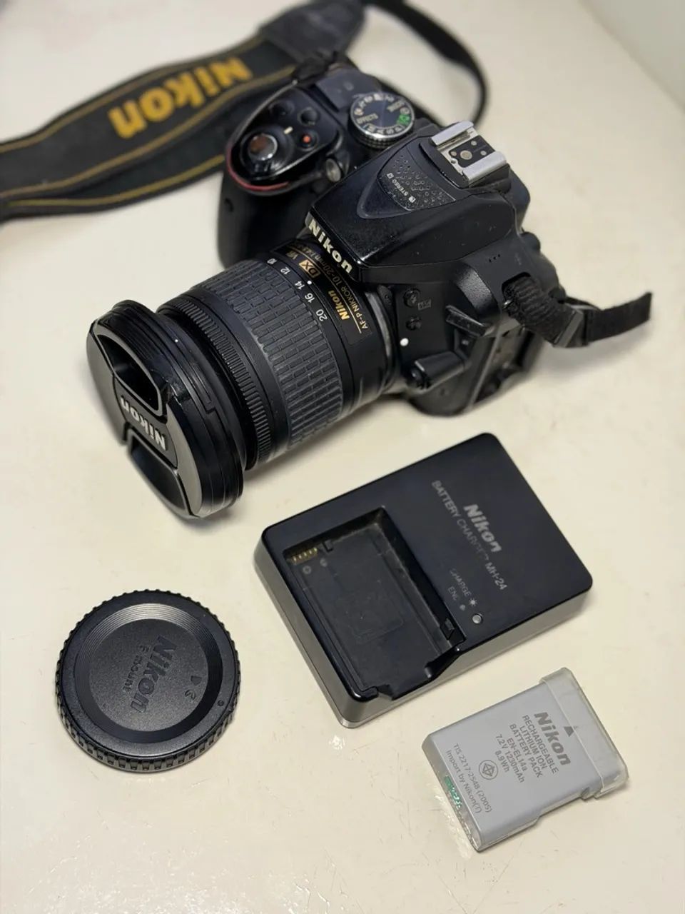 VENDO CÂMERA NIKON D5300 - Foto 2