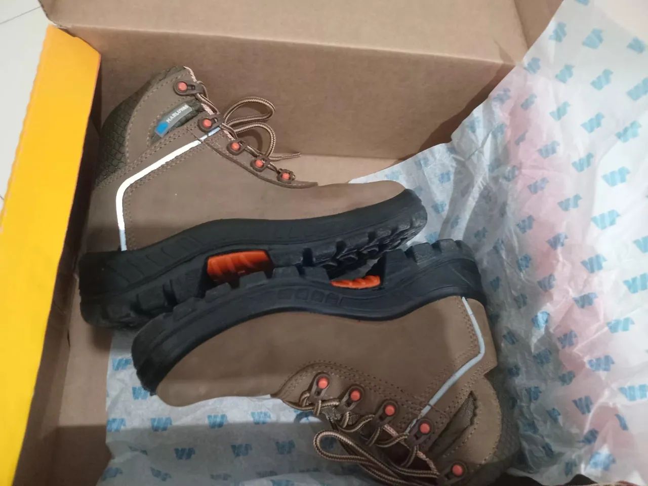 BOTA MARLUVAS COM BICO DE PVC <br><br>Título - Foto 3
