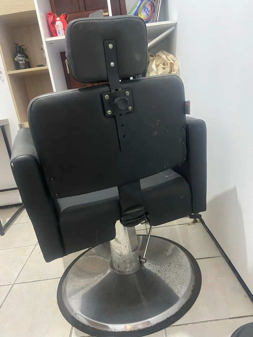 Cadeira de cabeleireiro em bom estado - Foto 4