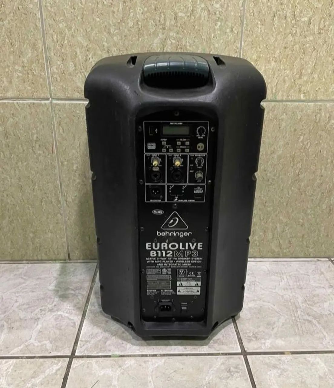 Caixa ativa behringher 1000W  - Foto 3