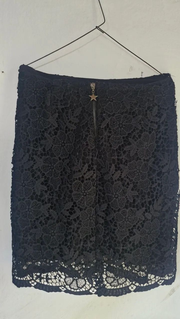 Saia preta estilo bordado - Foto 3