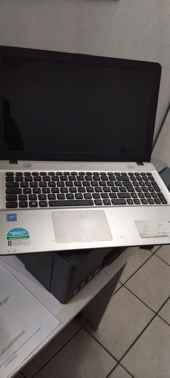 Notebook Asus com defeito para aproveitamento de peças - Foto 3