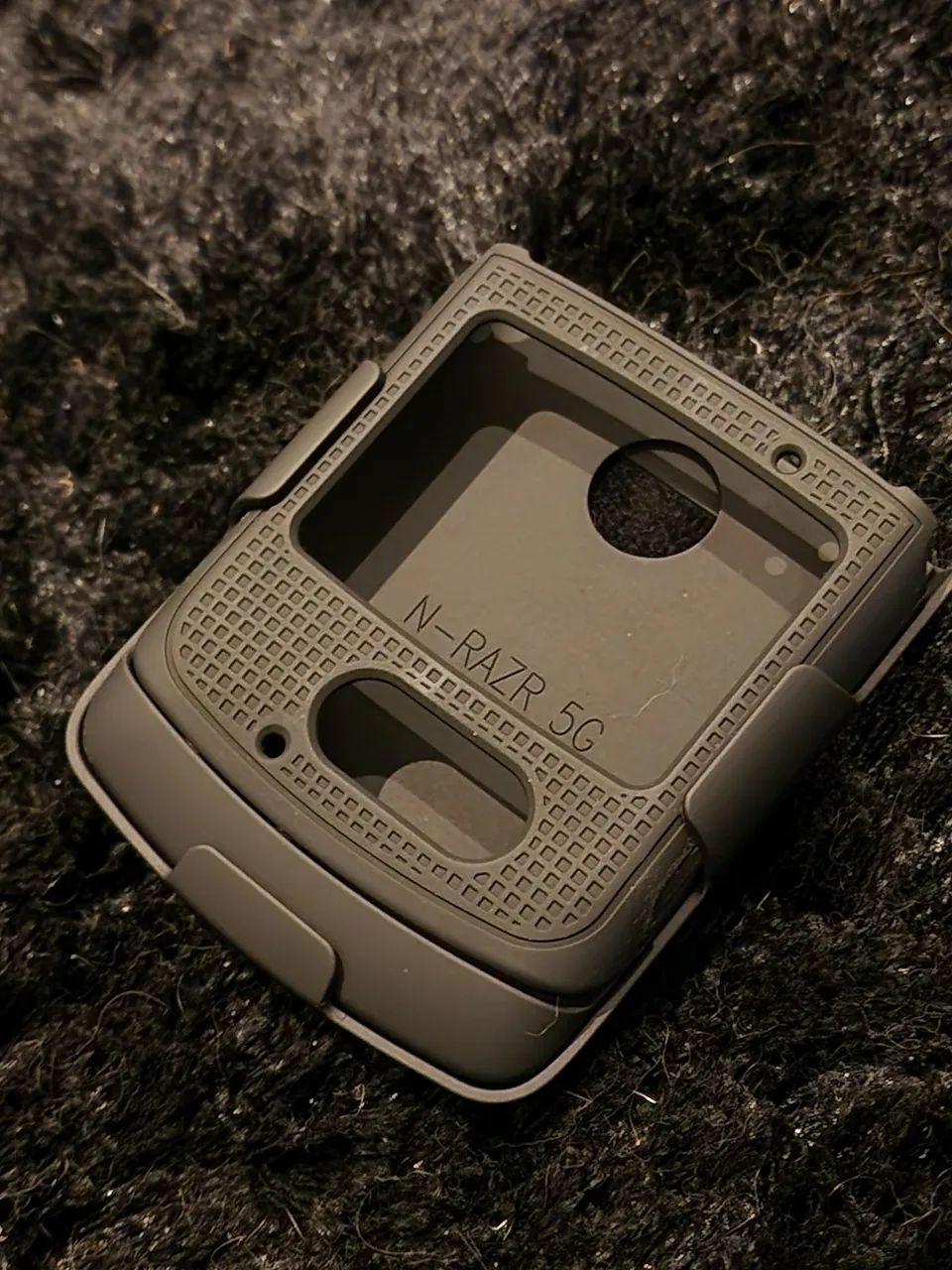 Capa case Motorola razr 5g rígida emborrachada  Eua - Foto 2