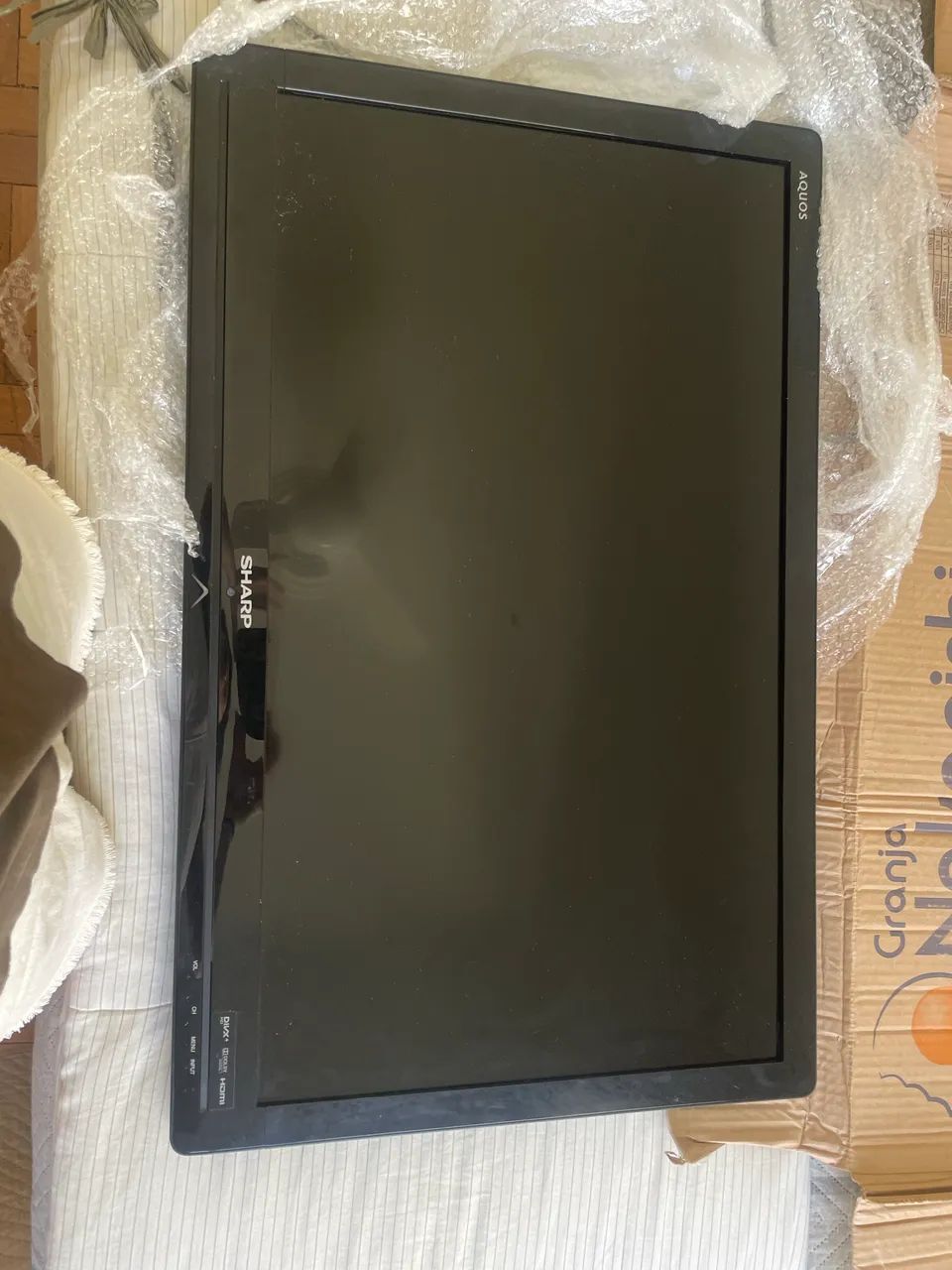 TV Sharp 32? + Chromecast