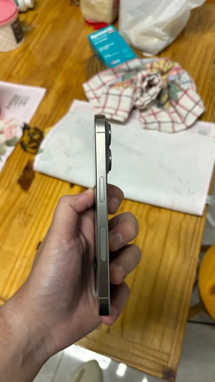 IPhone 15 PRO 128gb - Foto 3