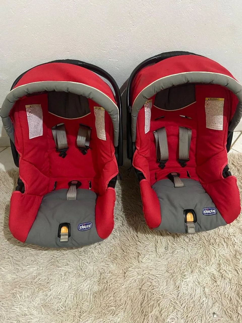 Cedirinha e bebê conforto 