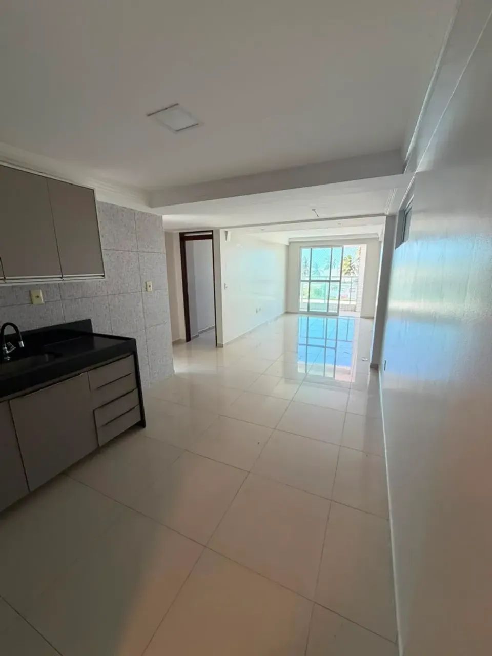 Apartamento Intermares C/66,90m² 2 Quartos, 1 Suíte, Varanda, 02 Vagas - Foto 2