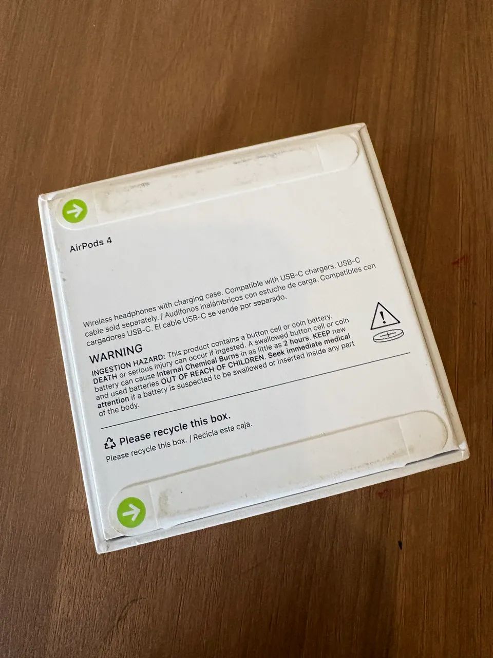 Apple AirPods 4 - Original com Estojo USB-C - Fones de Ouvido