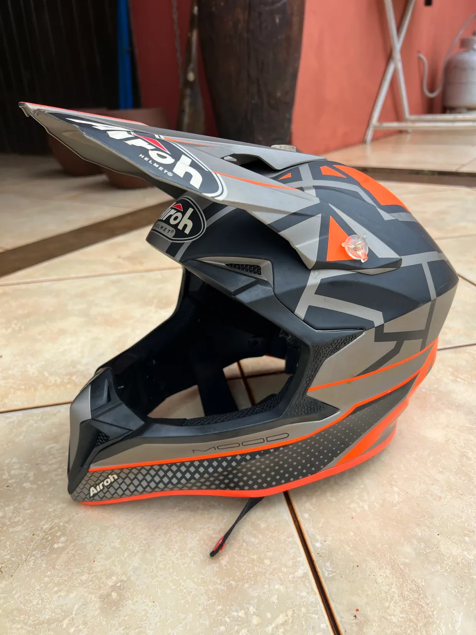 Capacete fox v1 - Esportes Sobre Rodas - Ilicínea 1506913339 | OLX