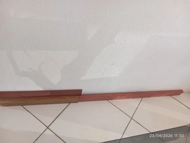 Rodapé em madeira nobre, Tauari ou Angelim Pedra  - Foto 2