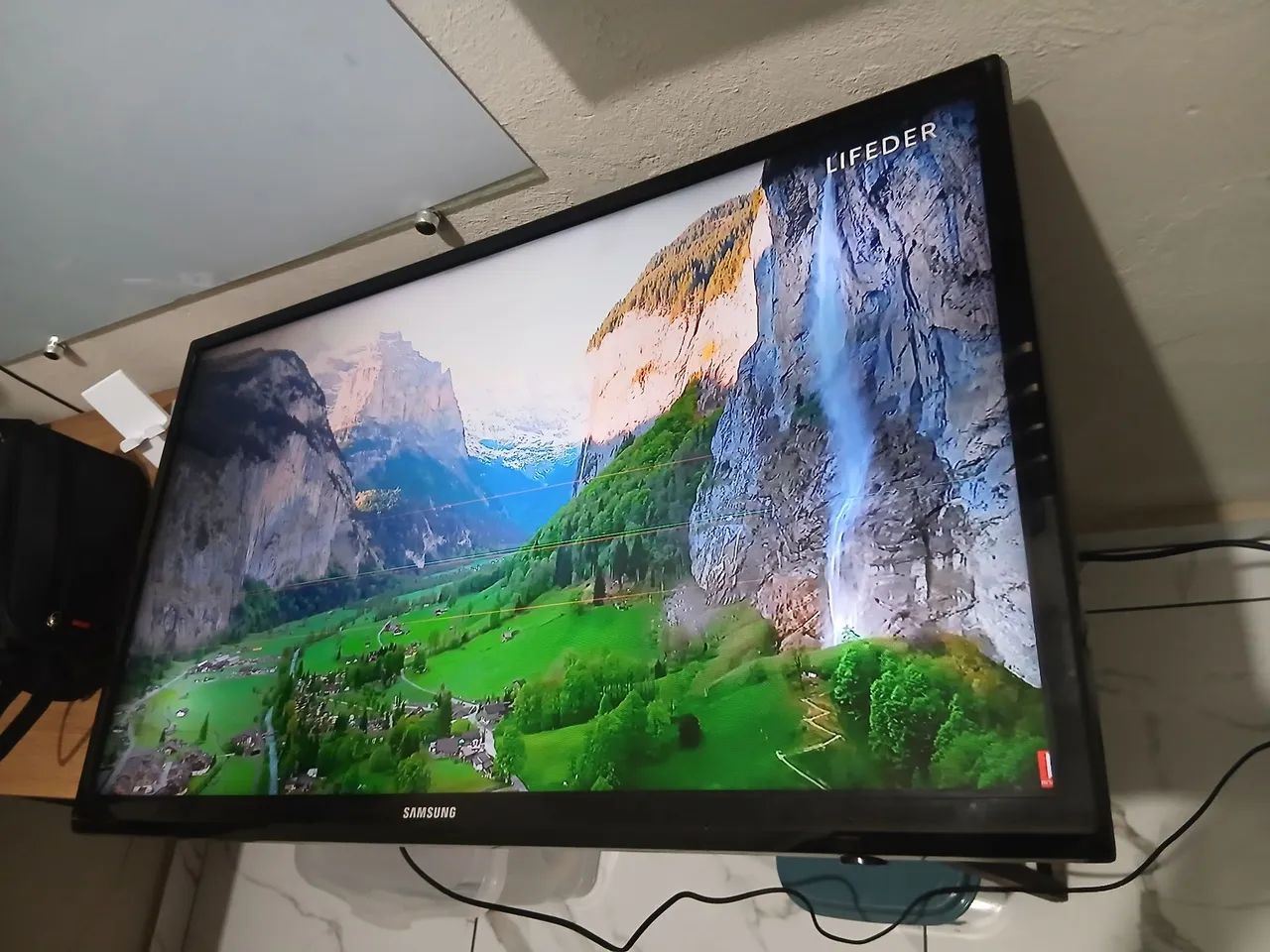 Vende-se Tv Samsung 32" - Foto 2