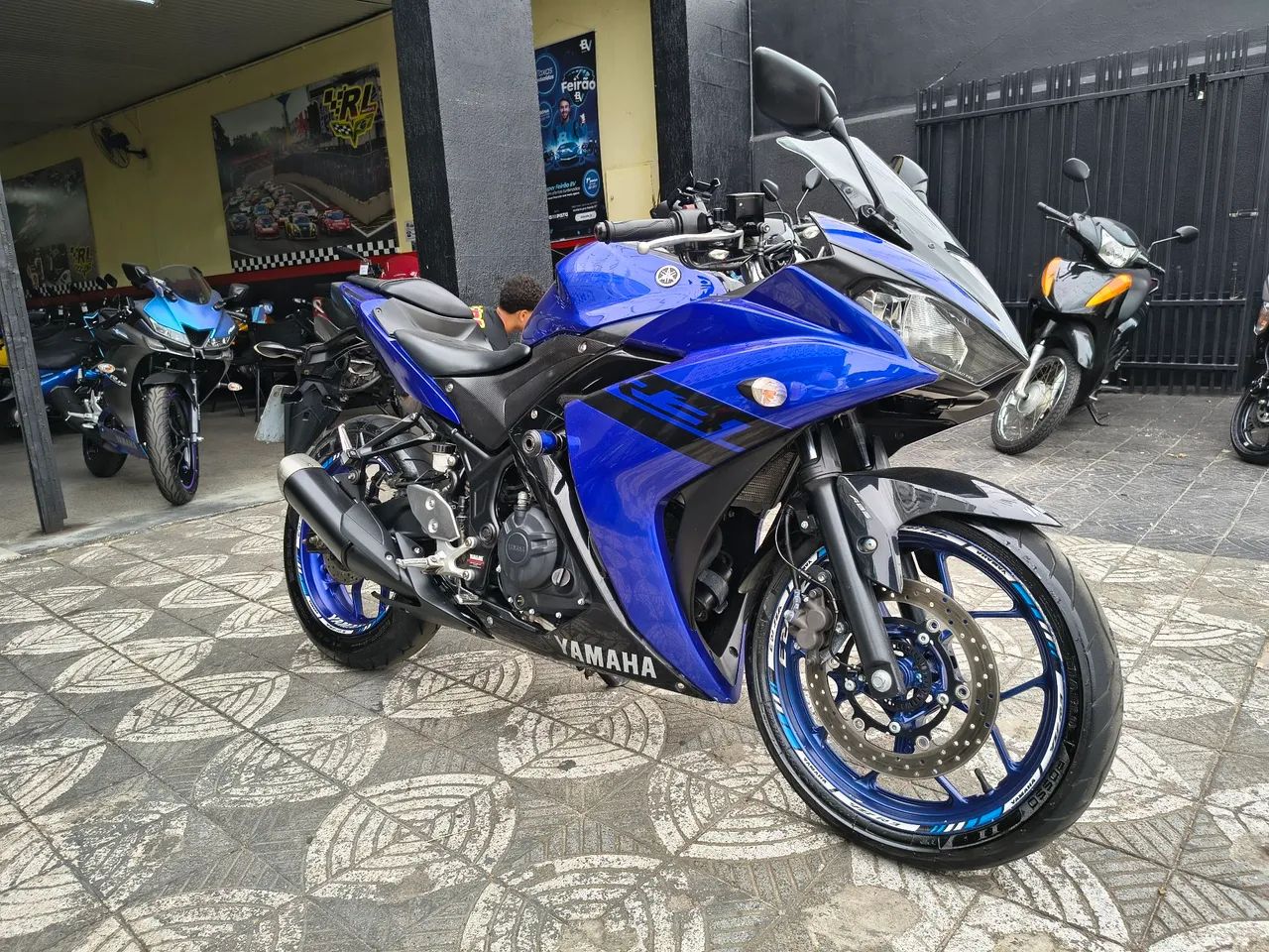 YZF R-3 321 ABS 2019 - Foto 2
