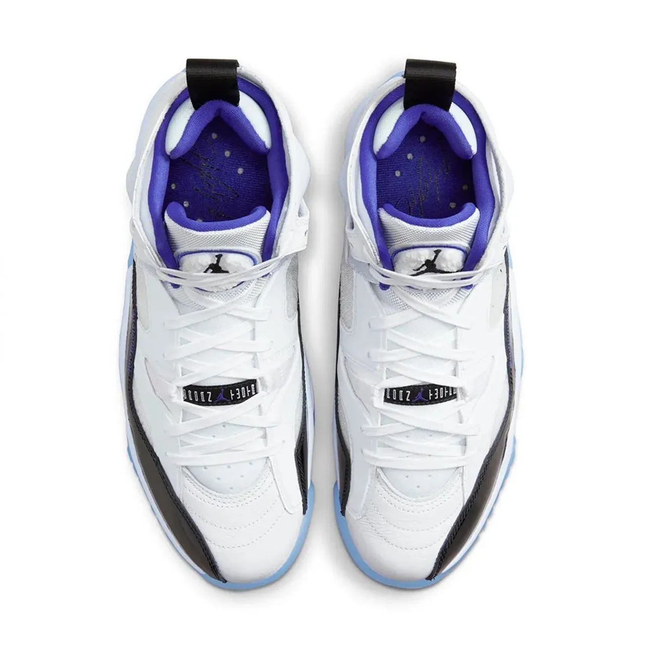 Tênis Nike jumpman two trey original
